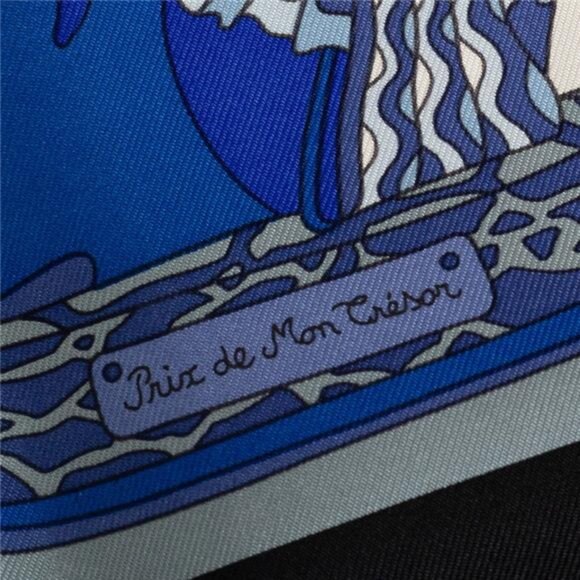 Hermes Carre 90 Les Trophees Silk Scarf - Picture 5 of 7